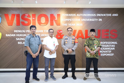 Kunjungan Kapolsek Cinere ke UPNVJ Bahas Vaksinasi