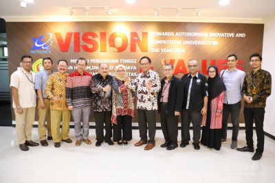 Kunjungan Universitas Trilogi